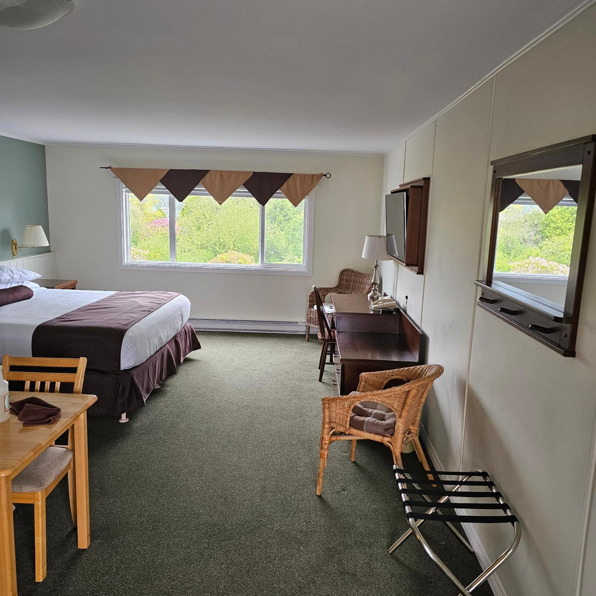 Pacific Rim Motel Ucluelet Buitenkant foto