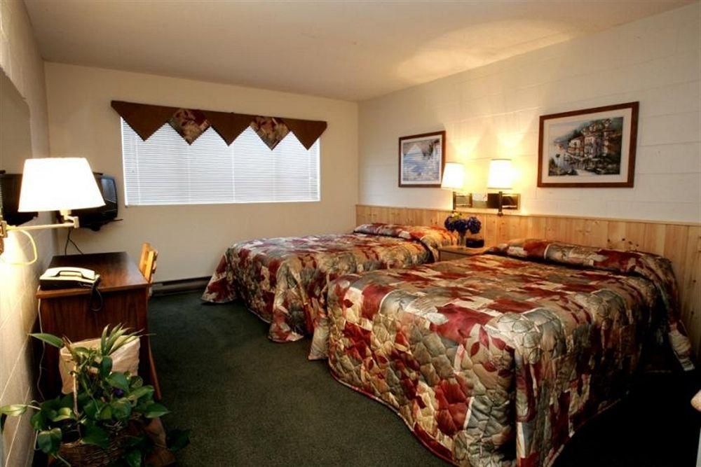 Pacific Rim Motel Ucluelet Buitenkant foto
